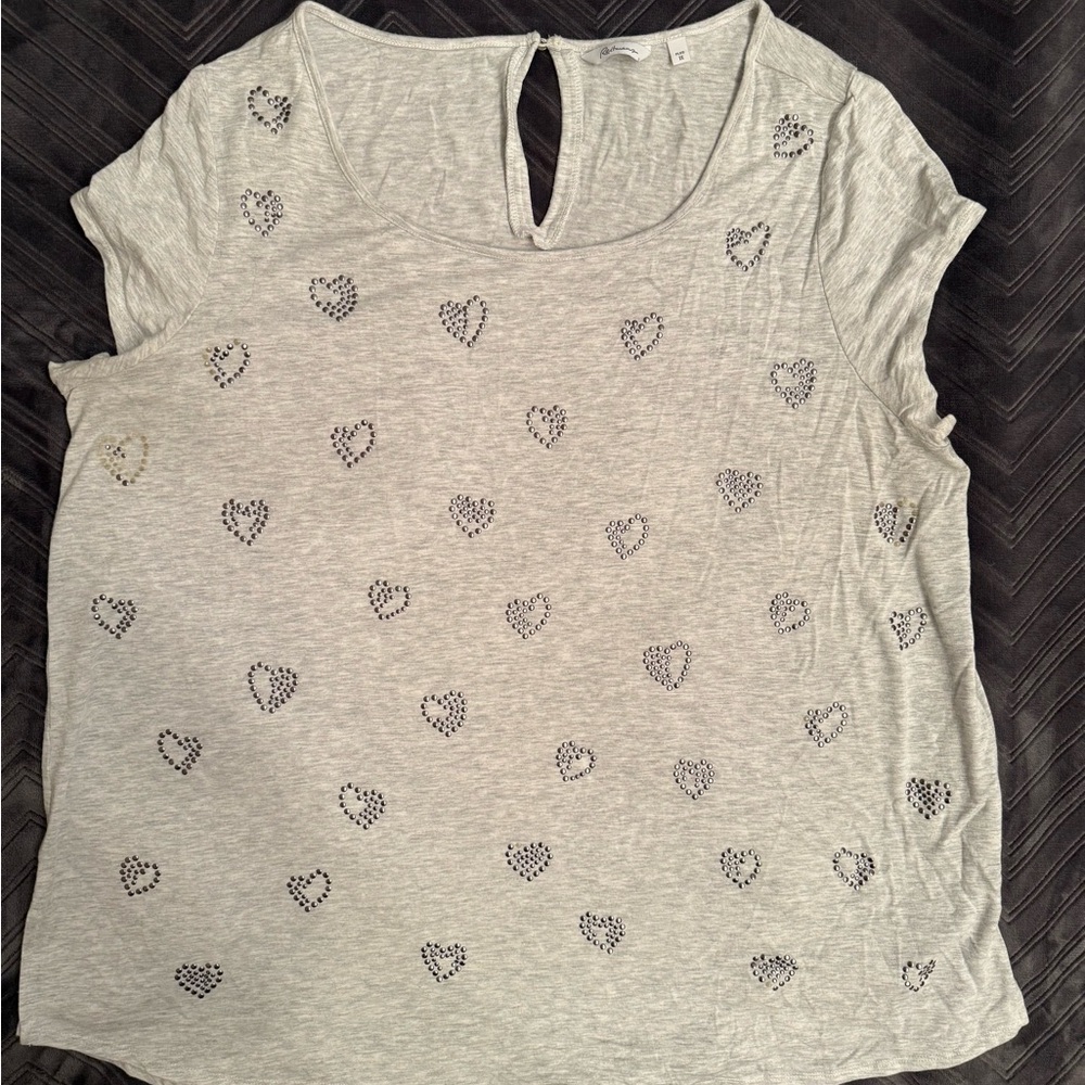 Reitmans Light Gray Heart Print T-shirt